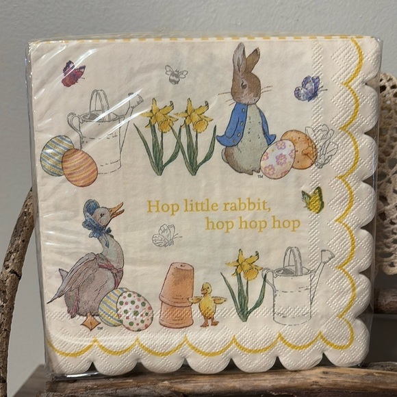 NEW MERI MERI PETER RABBIT HOP LITTLE RABBIT HOP HOP HOP 13 X 13 NAPKINS - Picture 1 of 6